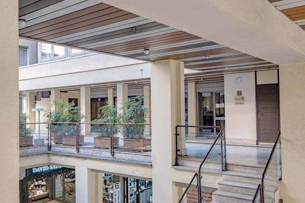 Modern Apartment At San Giovanni โรม ภายนอก รูปภาพ